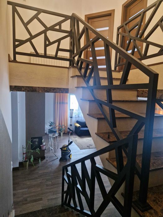 Balustrady schodowe Producent