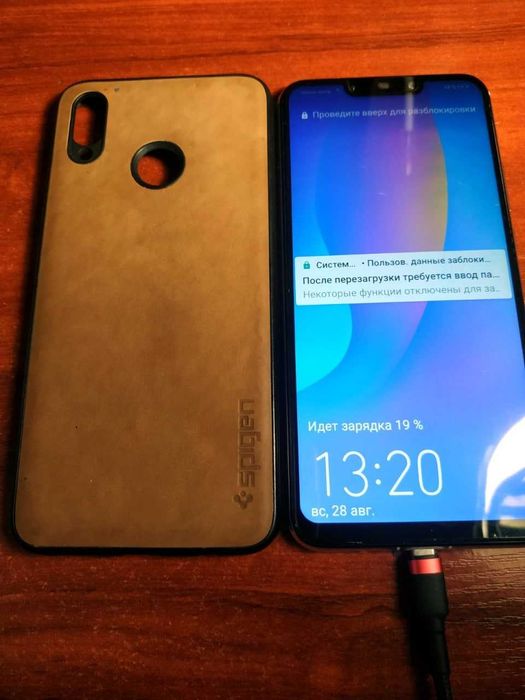 Хуавей п смарт +  Продам хуавей P Smart Plus. 4/64.Huawei P Smart Plus