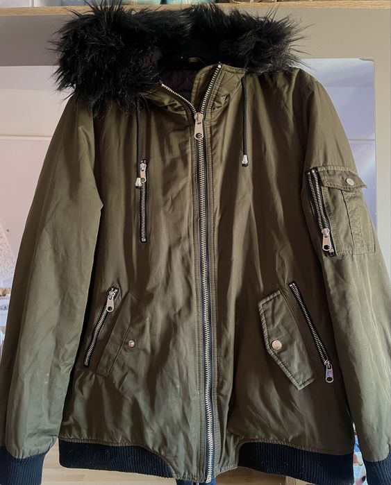 Kurtka zimowa  parka z futerkiem F&F