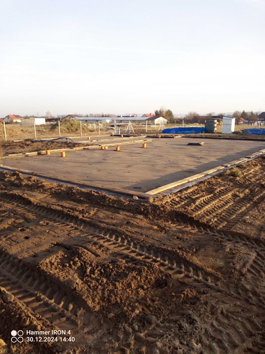 Fundamenty,izolacje fundamentów,drenaże ,odprowadzanie wody. rozbiórki