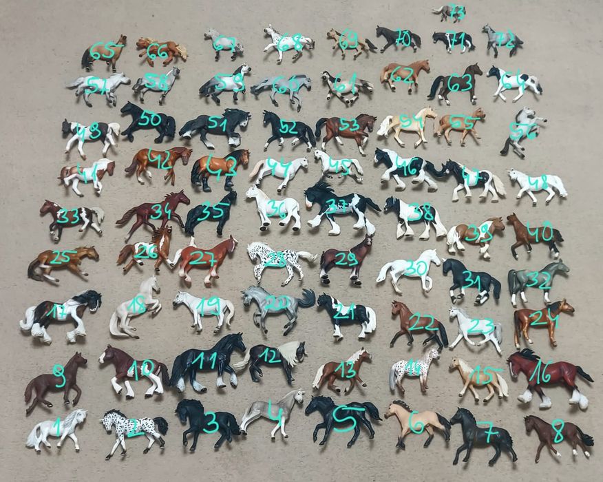 Konie Schleich plus akcesoria.