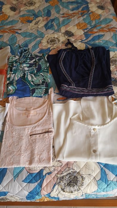 Conjunto de 10 blusas tamanho S