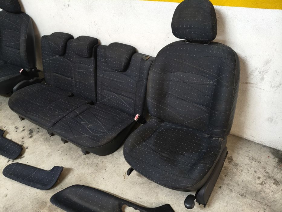 Bancos Renault Clio II de 3 portas