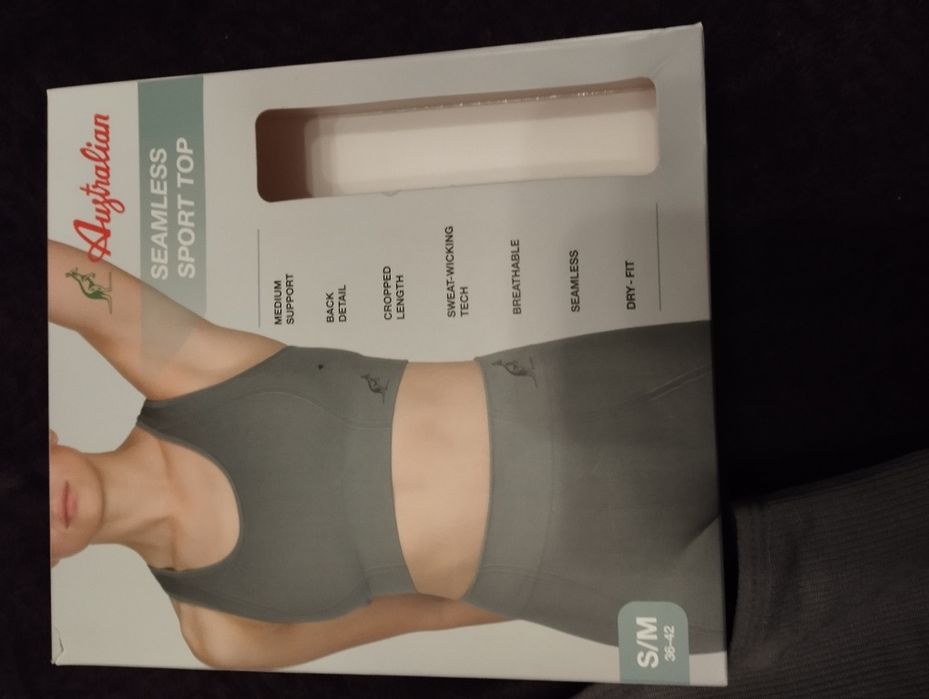 Sportowy top , nowy, rozmiar S/M