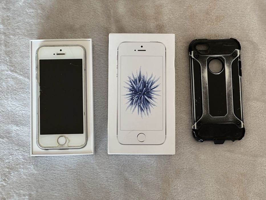 iPhone SE 32 GB z 2022