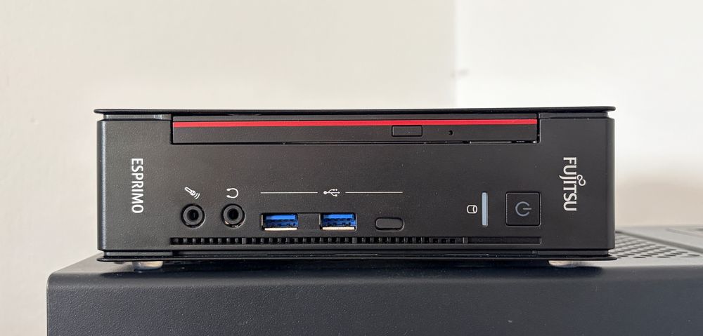 Mini PC Fujitsu Esprimo Q558 i3-9100 8GB 256GB Win10 Pro