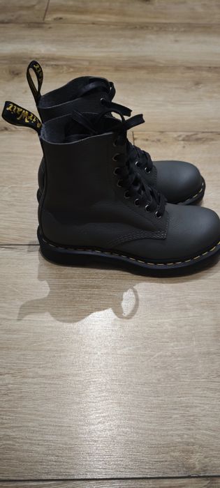 Dr. Martens PASCAL - szary
PASCAL - Szary