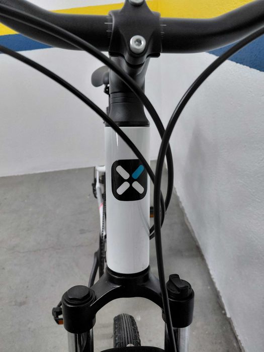 2 Bicicletas adulto Decathlon Trekking Riverside 500 Branco COMO NOVAS