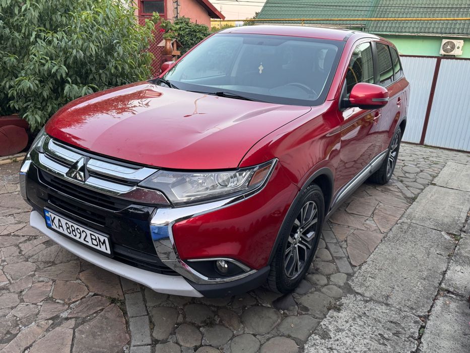 Mitsubishi Outlander 2015
