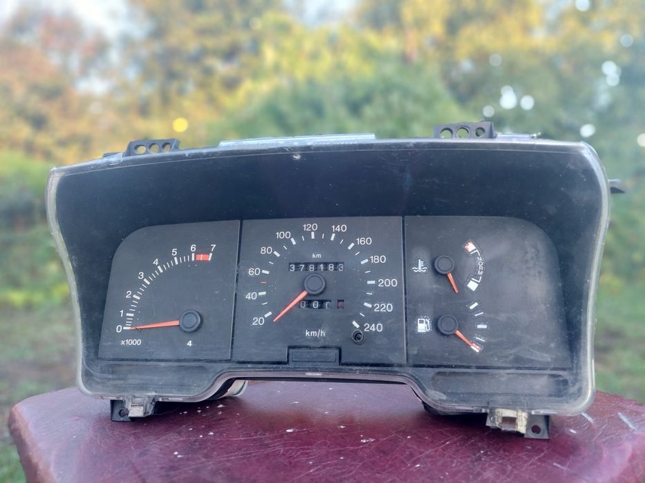 Панель приборів Ford Scorpio 1