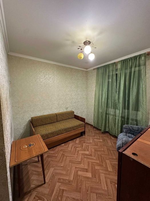 Здам  4кв. Піски, меблі, техніка.