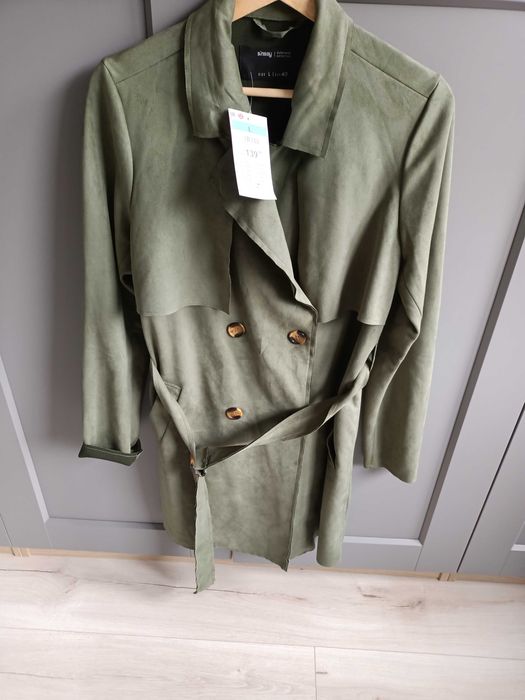 Nowy płaszcz damski rozmiar L