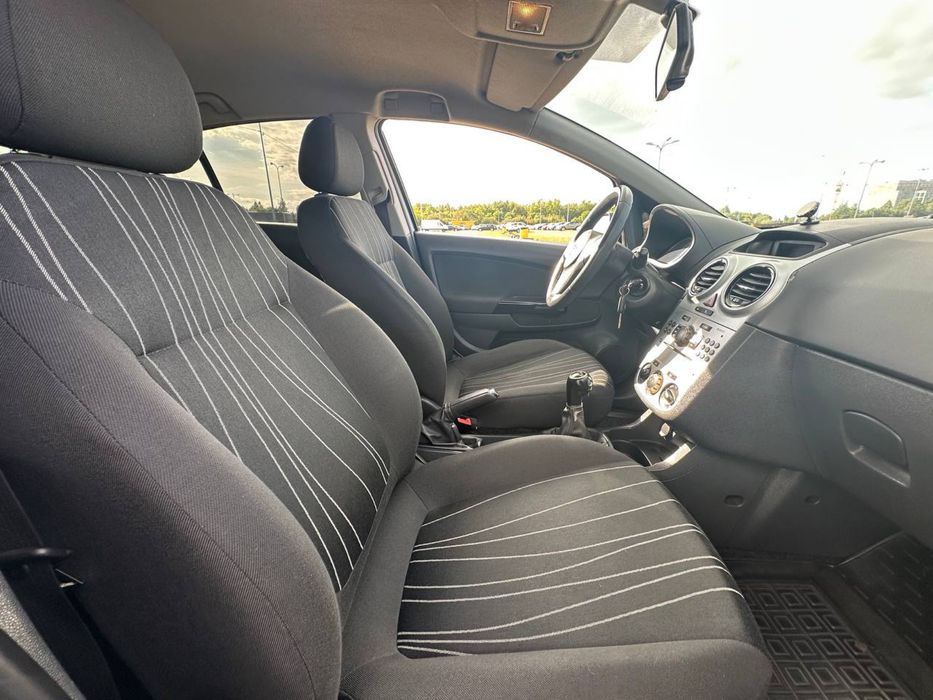 Opel Corsa D 1.4 бенз/газ 2010року