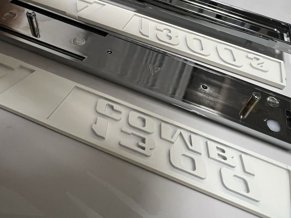 Задня рання емблема шильдик ВАЗ 2101 2102 2103 2106 Жигули СССР Жигулі