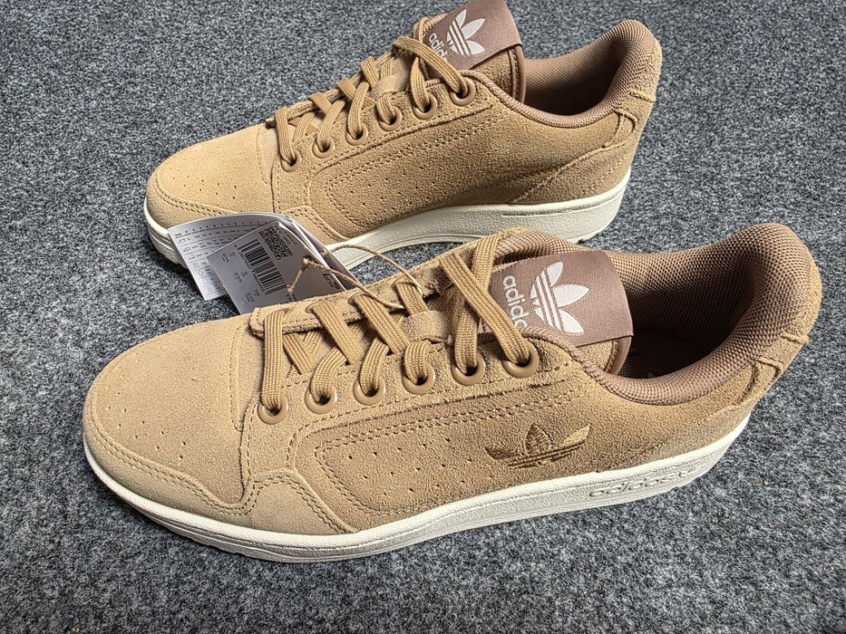 Sneakersy zamszowe adidas