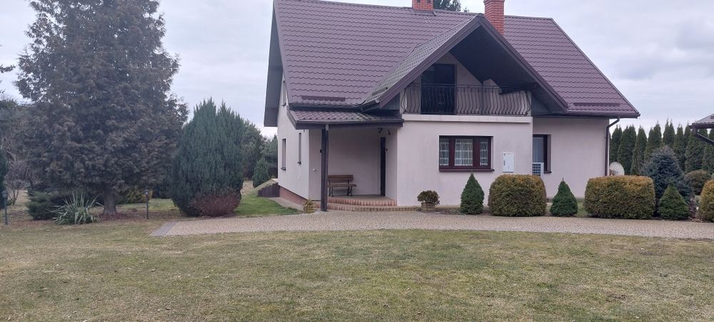 Wynajme dom w kol.Pałecznica od listopada.