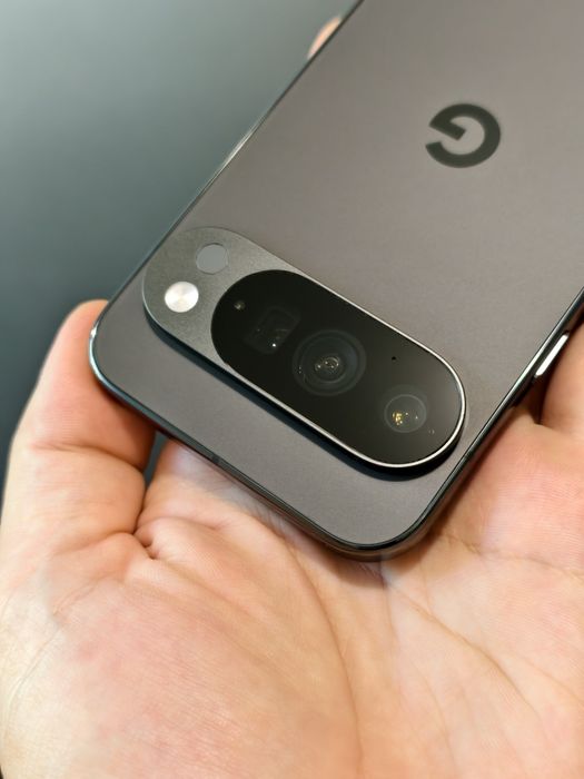 Google Pixel 10 Pro • 128GB • 100%