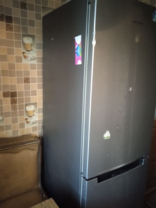 Продам холодильник Самсунг