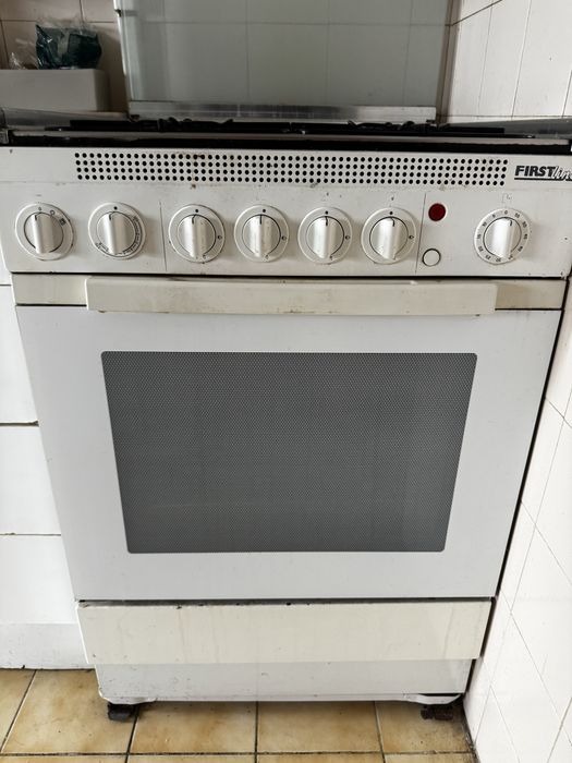 Fogão + forno eletrico