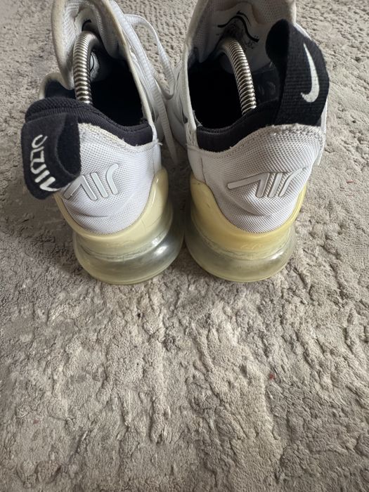 Nike Air Max 270