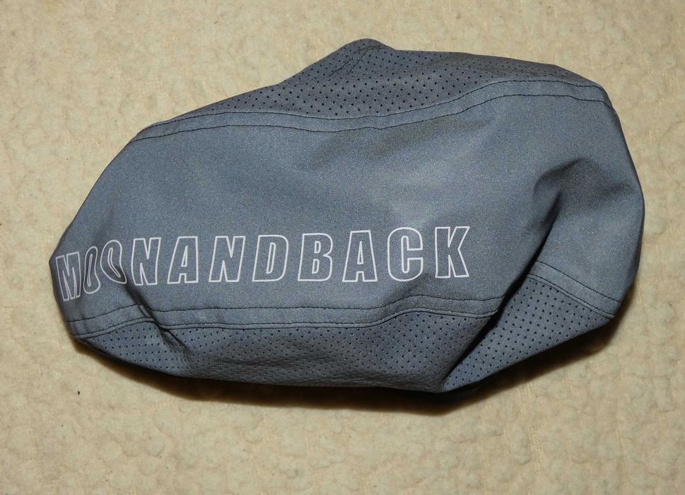Светоотражающий рефлективный чехол на велошлем Moonandback Stretch M (54-58 см) новый