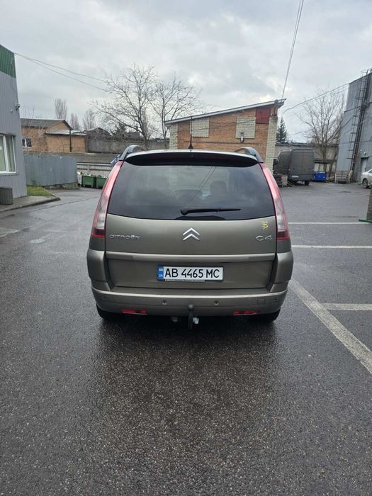 Оренда авто, Прокат авто, Аренда авто, Подобова оренда автомобіля