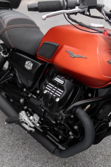Moto Guzzi V7 Stone  850 Reservado