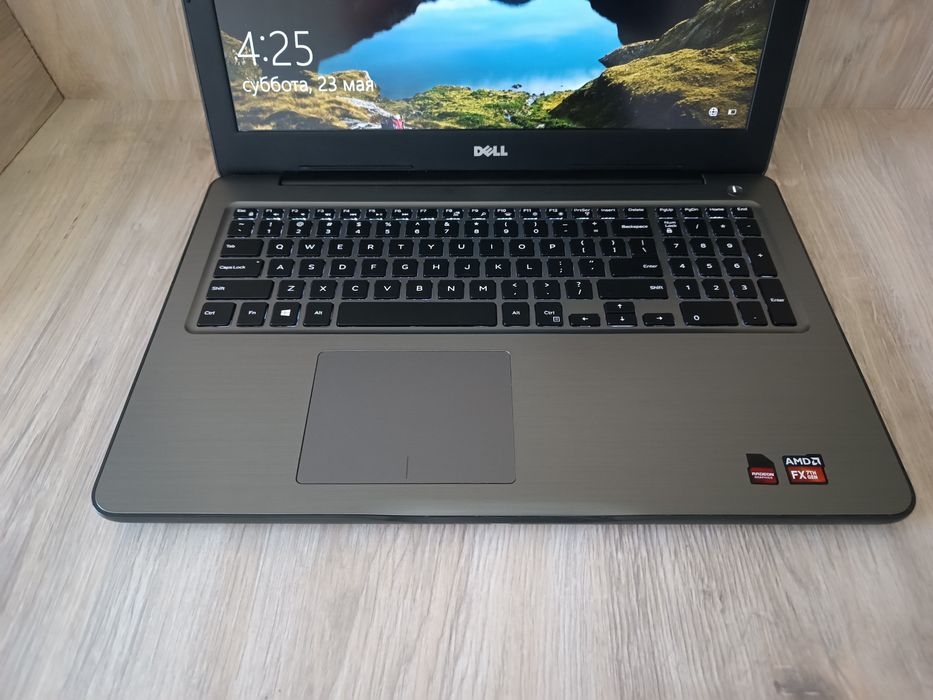 Dell Inspiron 15 FullHD Touch / SSD 256 / 16GB / Подсветка