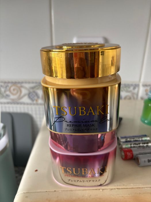 Tsubaki mascara capilar Coreana