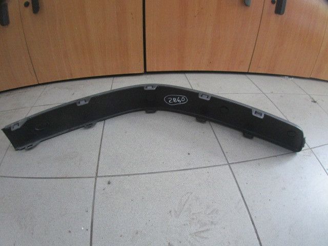 Friso pára-choques frente esquerdo AUDI 80