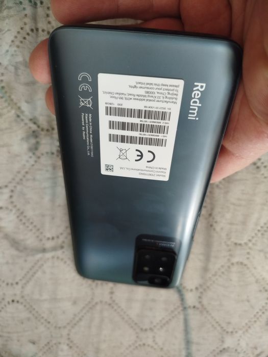 Продам смартфон Xiaomi redmi 10  4+2/128