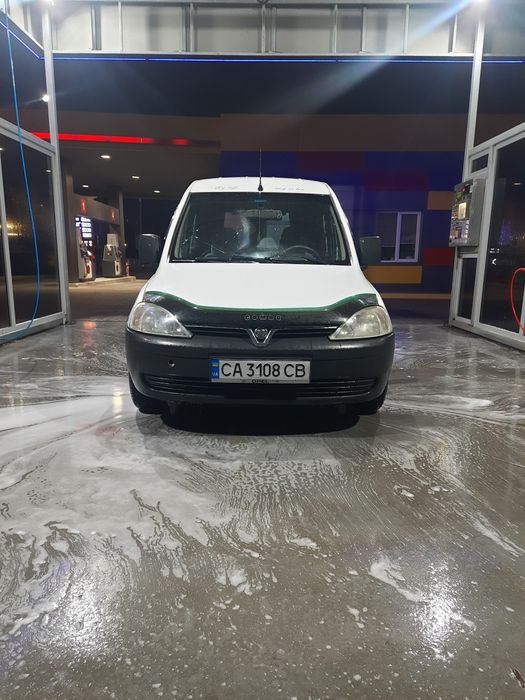 Opel Combo продам.