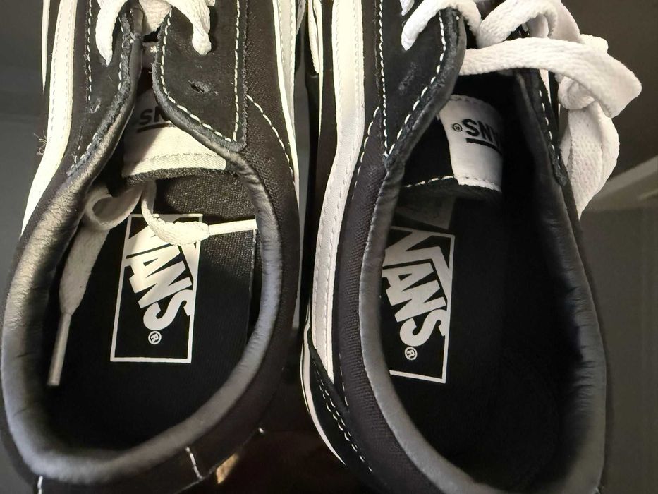 Vans Ward Pretas – Novas, nunca usadas
