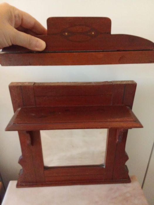 Mesas de Cabeceira Antigas