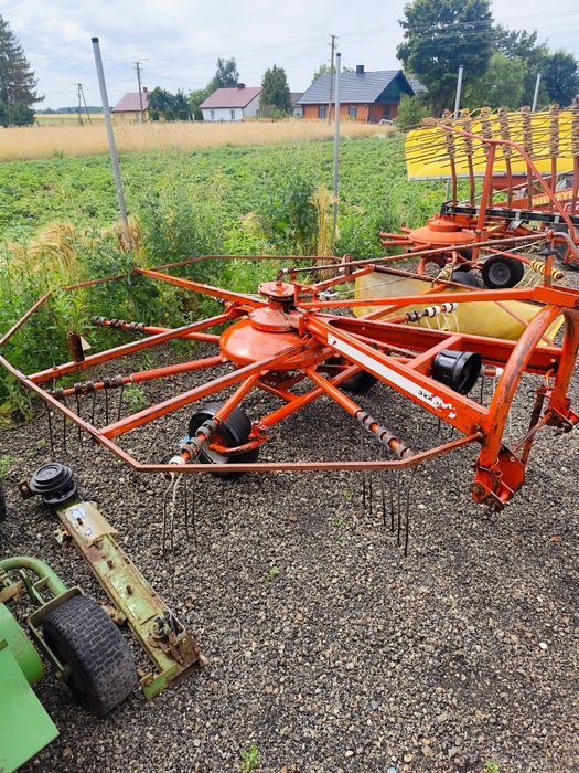 Zgrabiarka pottinger 322u 100%sprawna