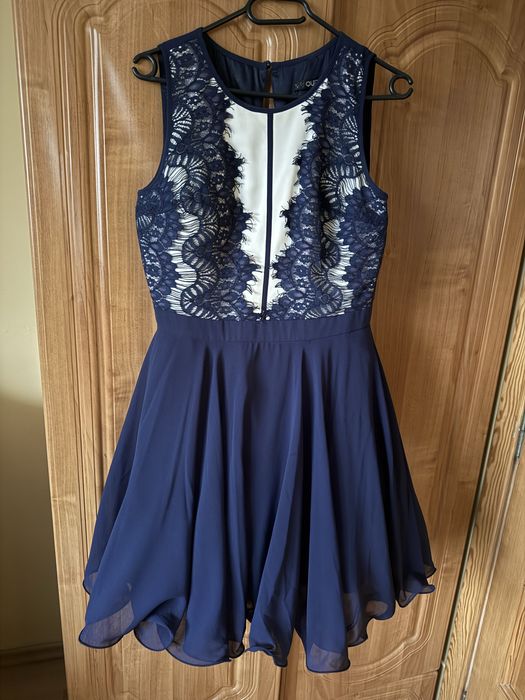 Granatowa sukienka L 40 rozkloszowana na imprezę wesele elegancka