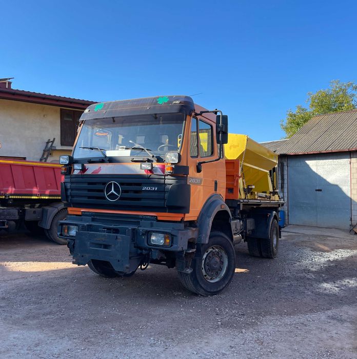 Mercedes-Benz