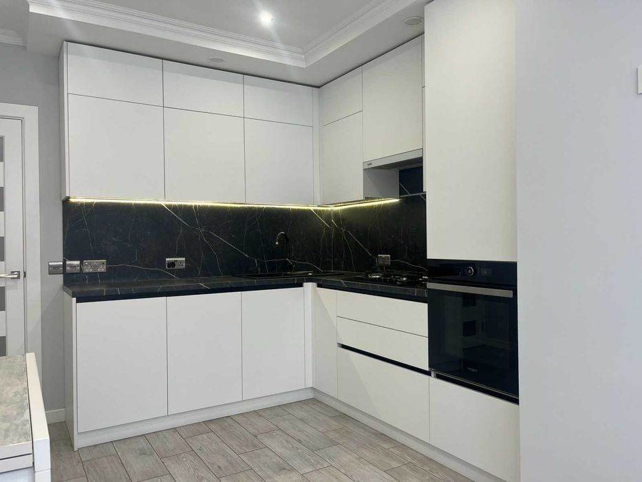 Продаж просторої 2 кім квартири, укомплектована, новобудова!