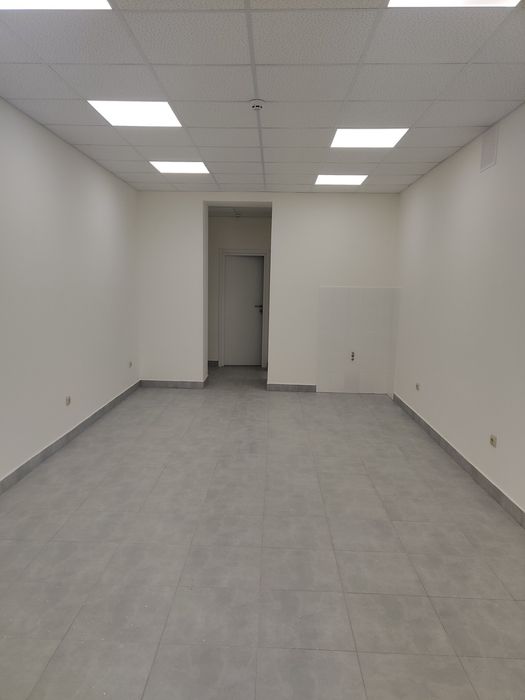Оренда Фасад 50м2  Масани Незалежності 15