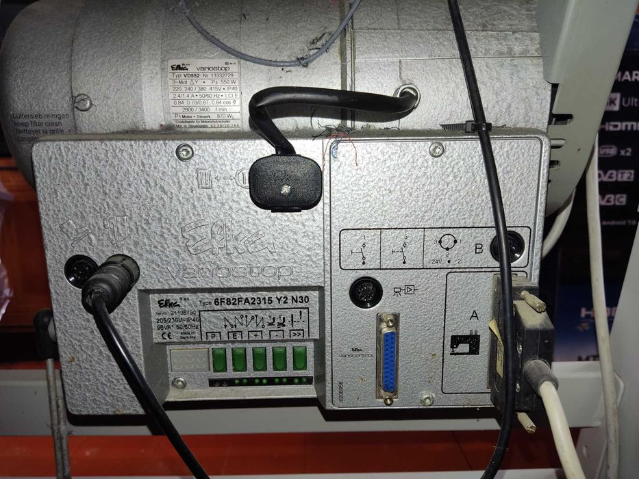 Промышленная швейная машинка DURKOPP ADLER 271-140042 Италия