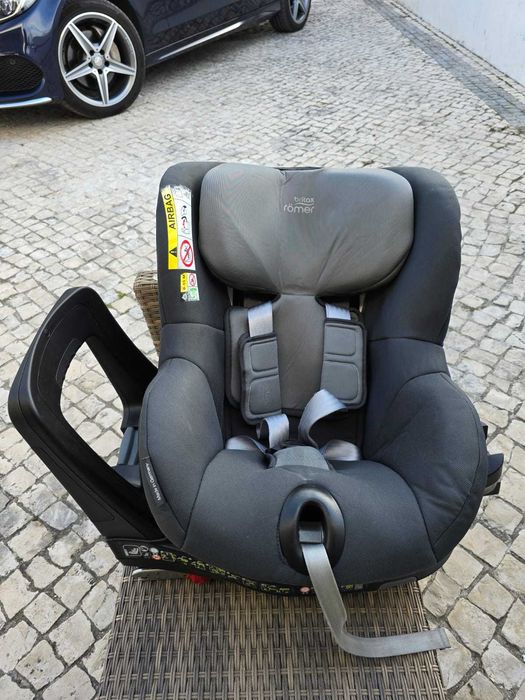 britax romer dualfix M i size