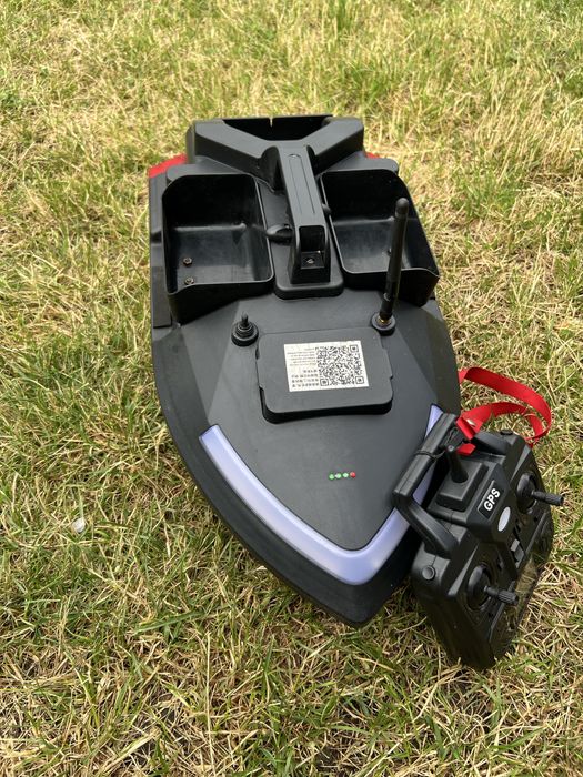 Продам Кораблик V020 GPS