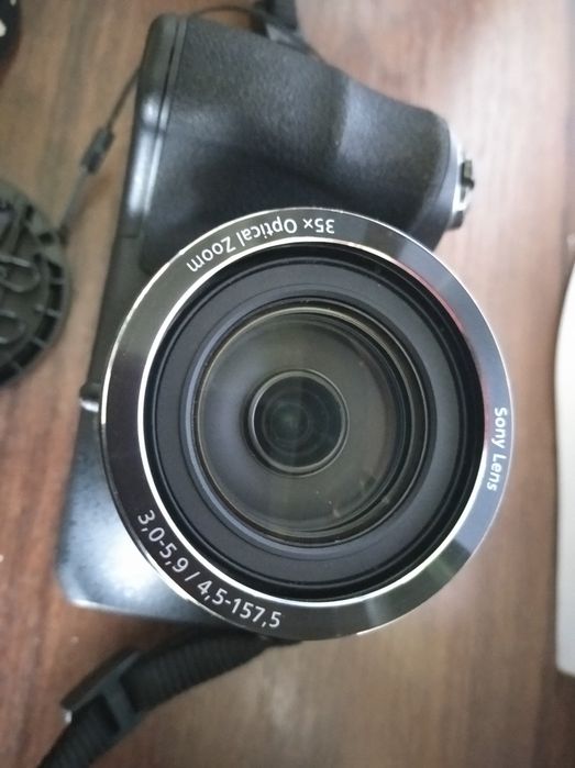Фотоапарат sony dsc h300 із сумкою на звичайних батарейках