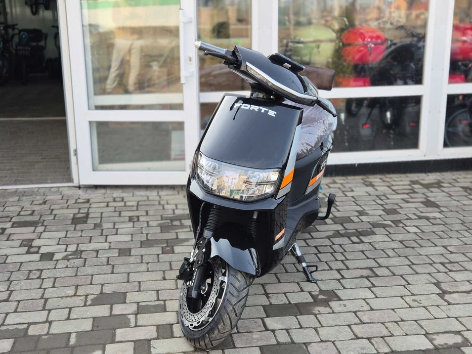 НОВИЙ‼️Електроскутер FORTE STRIKER (Графенові акум.) 2.5 кВт