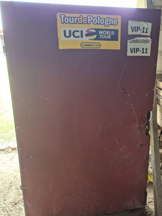 Solidna brama garażowa