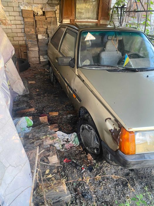 Продам Таврию 2002 року випуску, або на запчастини