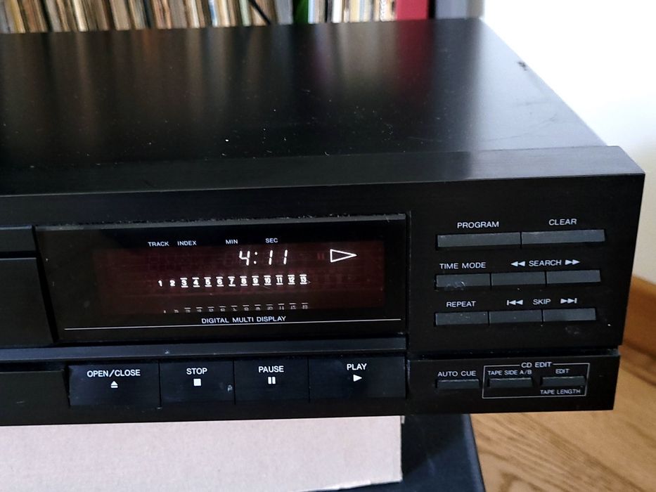 Odtwarzacz Technics  cd SL-PJ27a
