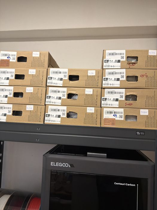 Filamentos elegooo e bambu