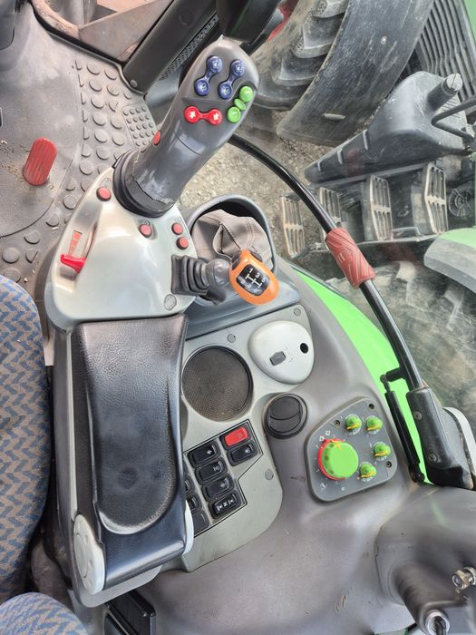 Deutz-Fahr 210..