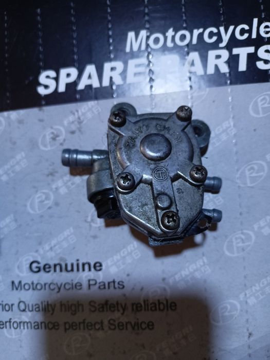 Насос Вакуумний кран.Yamaha jog